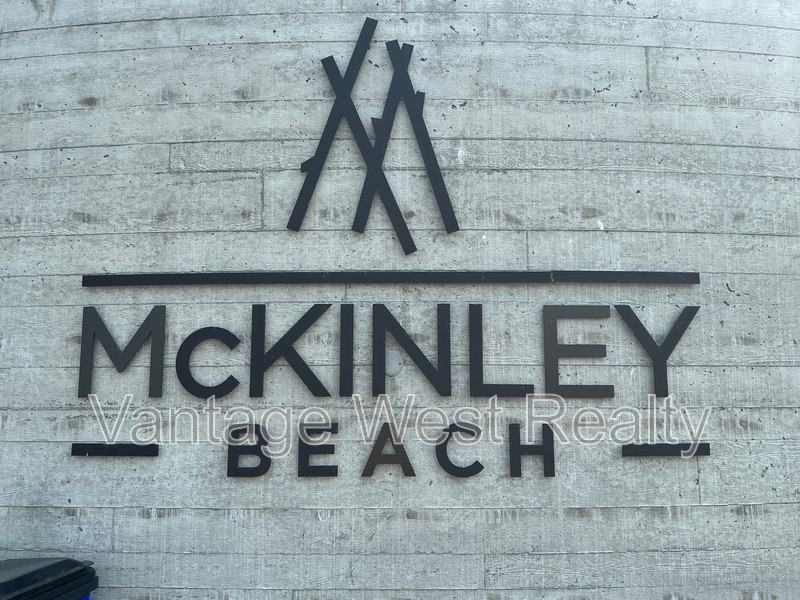 3301 Mckinley Beach Dr - Photo 2 of 36