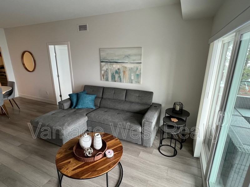 3301 Mckinley Beach Dr - Photo 6 of 36