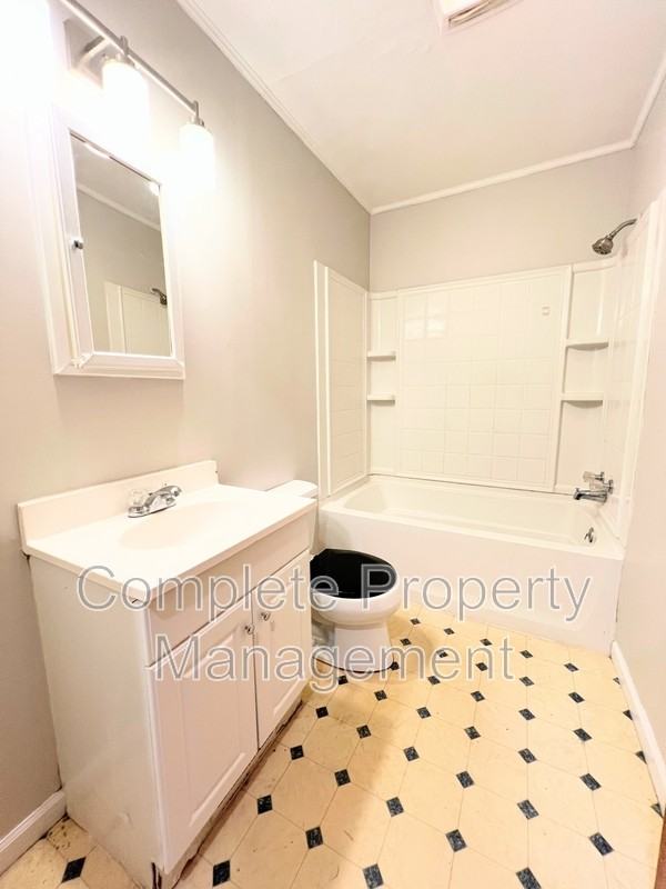 2608 2nd St Nw - Photo 7 of 10