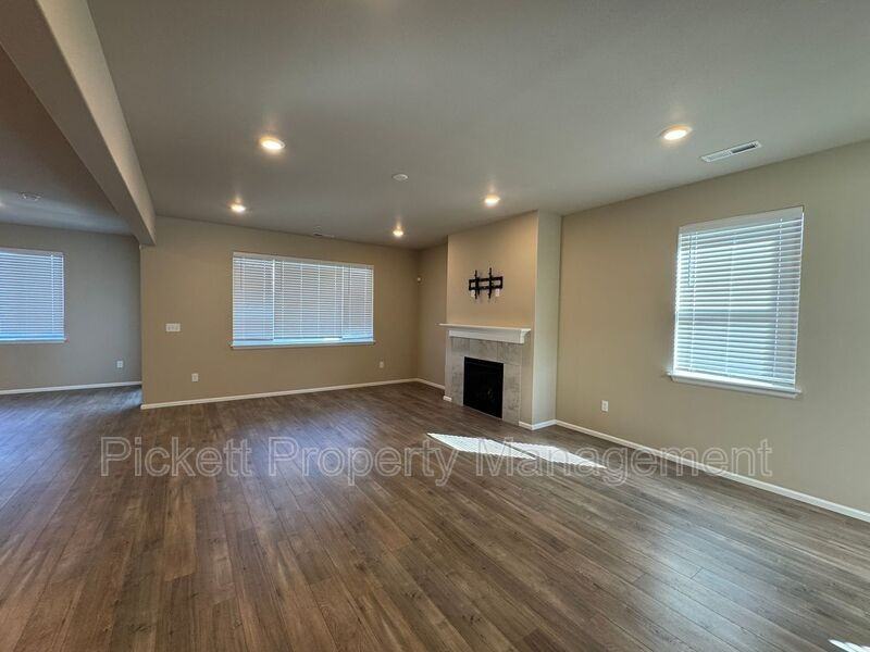 1158 Baker Heights Loop - Photo 3 of 24