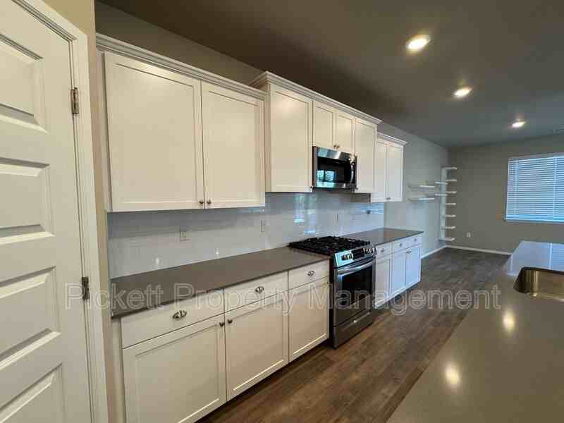 1158 Baker Heights Loop - Photo 6 of 24