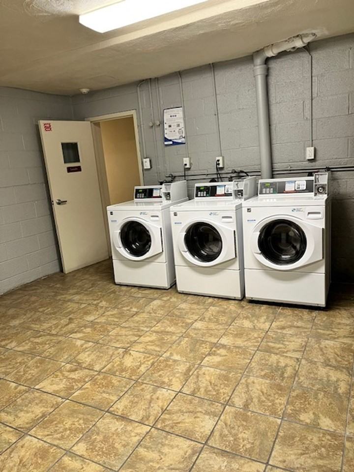 Providence Manor Apartments - Photo 6 of 27