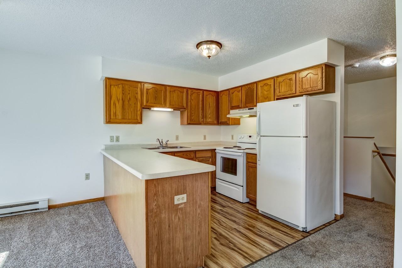 2820 Edgewood Dr #3 - Photo 2 of 18