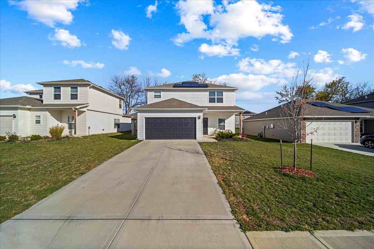 713 Roseberry Dr #NA - Photo 2 of 50