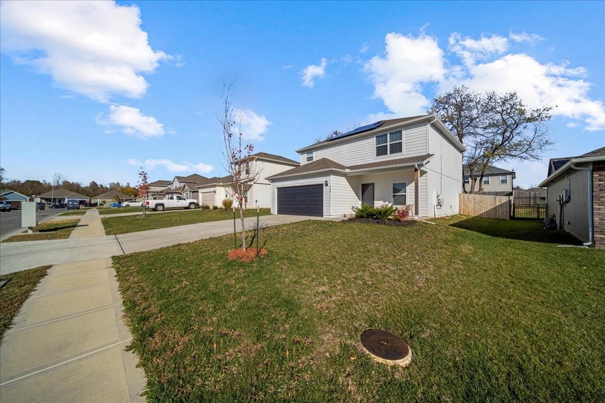 713 Roseberry Dr #NA - Photo 3 of 50