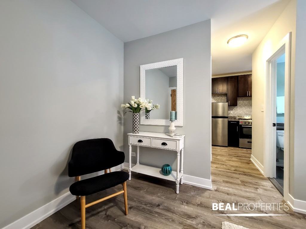 429 W Belden Ave #429A101 - Photo 7 of 12