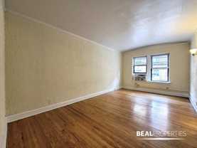 536 W Arlington Pl #309 - Photo 1 of 1