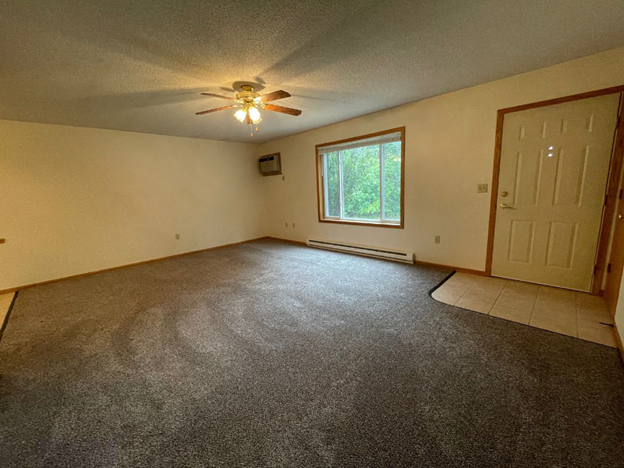 317 Twin Oak Dr #317 - Photo 3 of 10