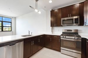 featured image of 136 Oakland Ave