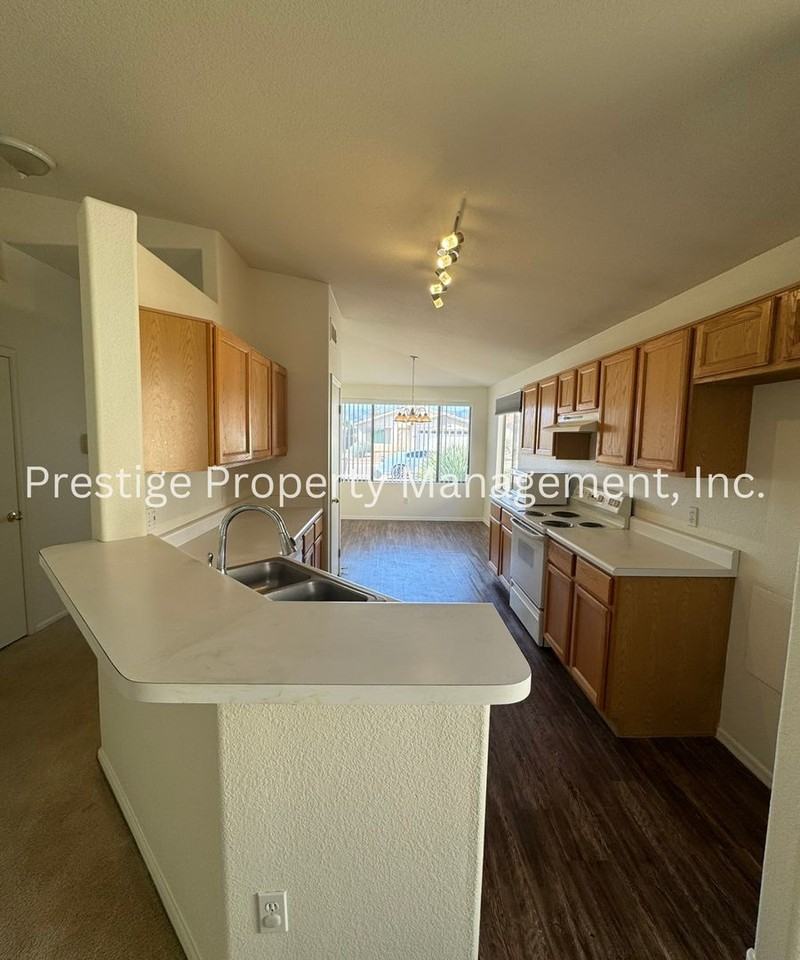 9142 E Calle Arroyo Rapido - Photo 7 of 29
