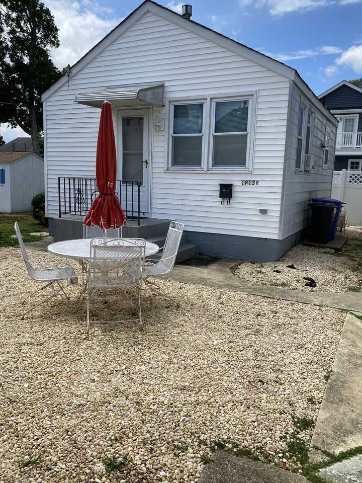 1813 Pine Ter #NA - Photo 2 of 18