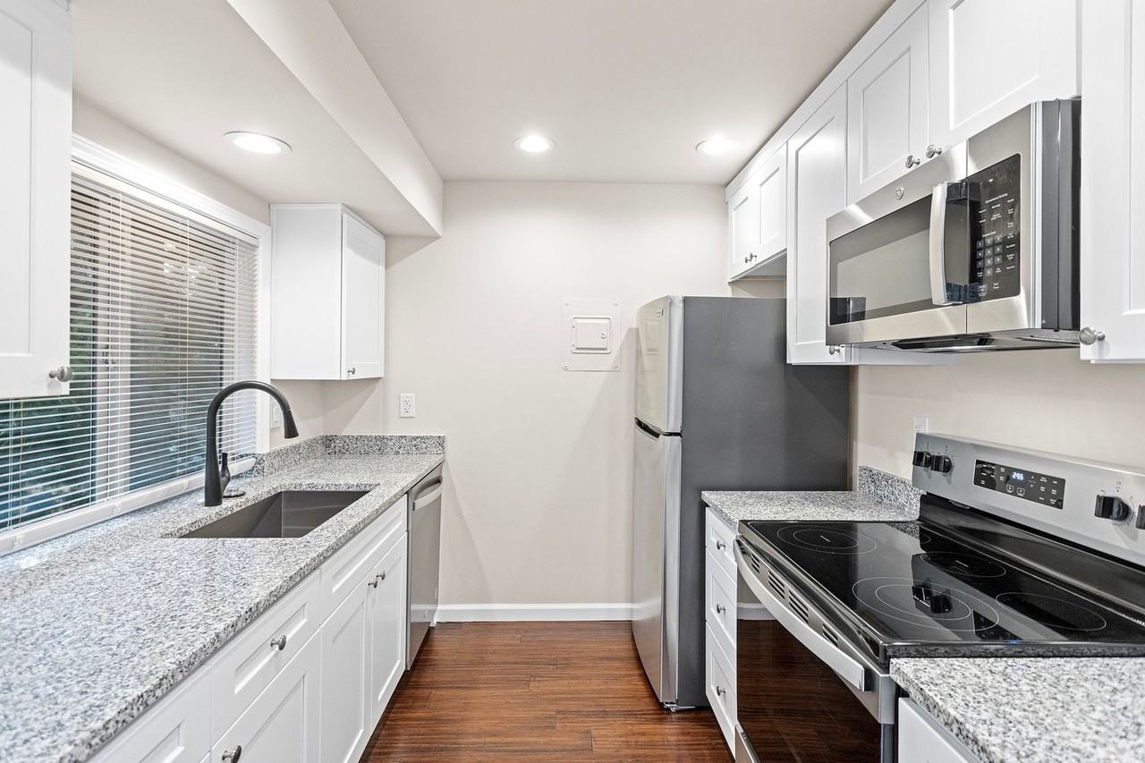 North Forest Apartments - Photo 6 of 36