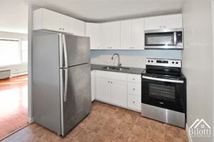 featured image of 115 Bourne Ave