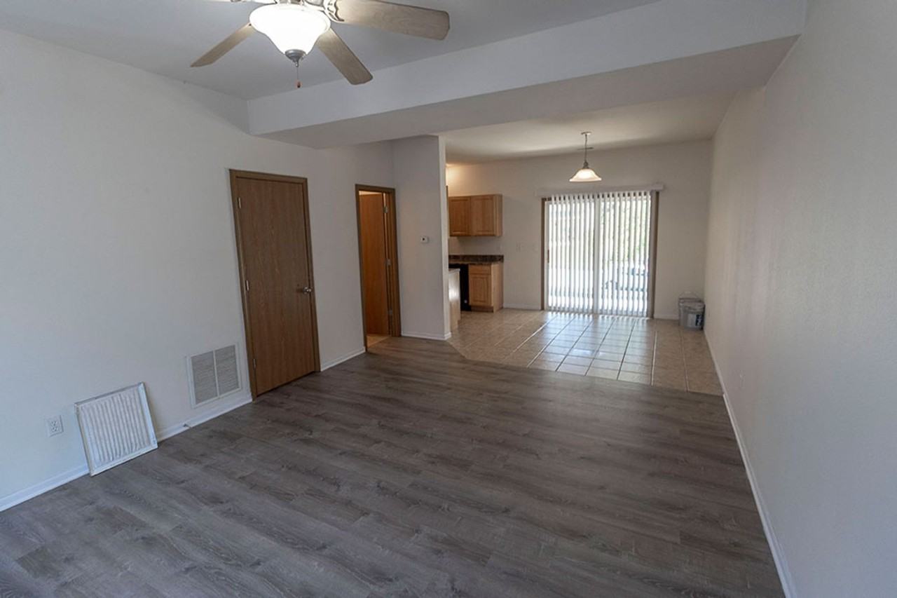 1621 Citadel Dr - Photo 7 of 34