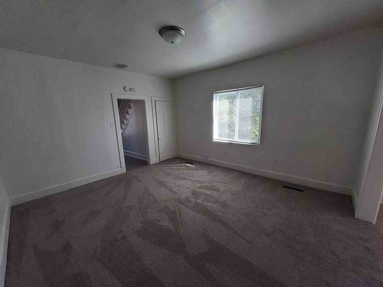 1011 Shawano Ave - Photo 7 of 19