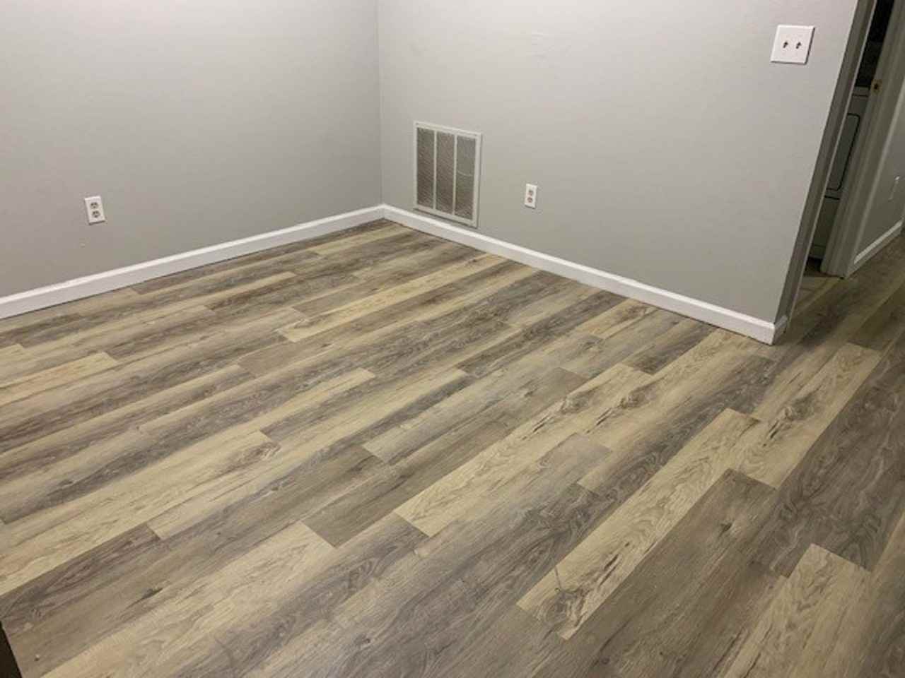 4654 White Rock Cir #8 - Photo 6 of 23
