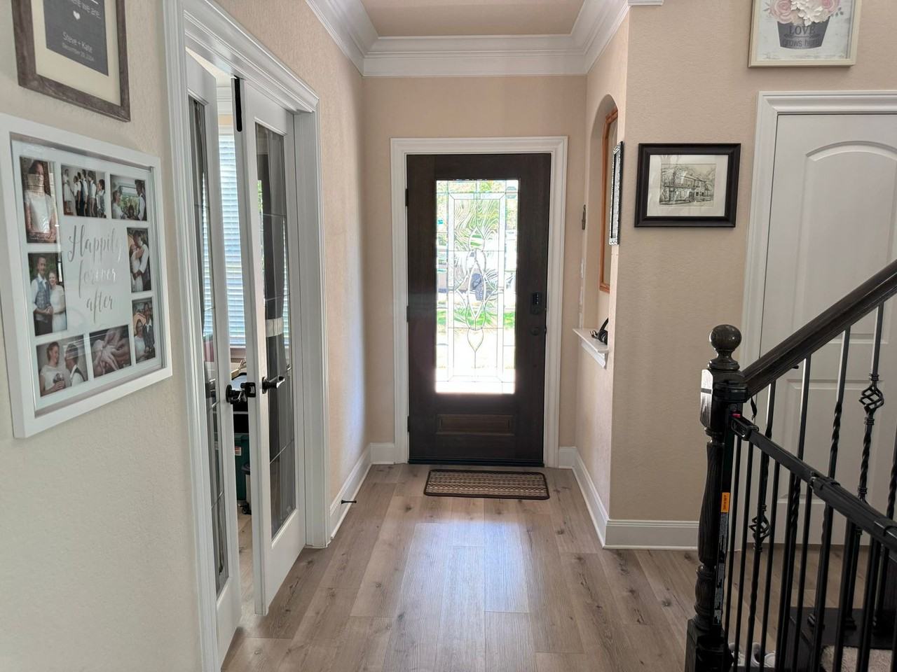 8603 Phoenix Ave - Photo 3 of 27