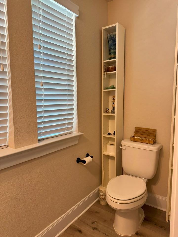 8603 Phoenix Ave - Photo 5 of 27