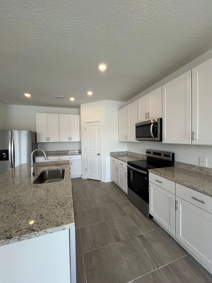 16 Wandering Creek Way - Photo 5 of 39