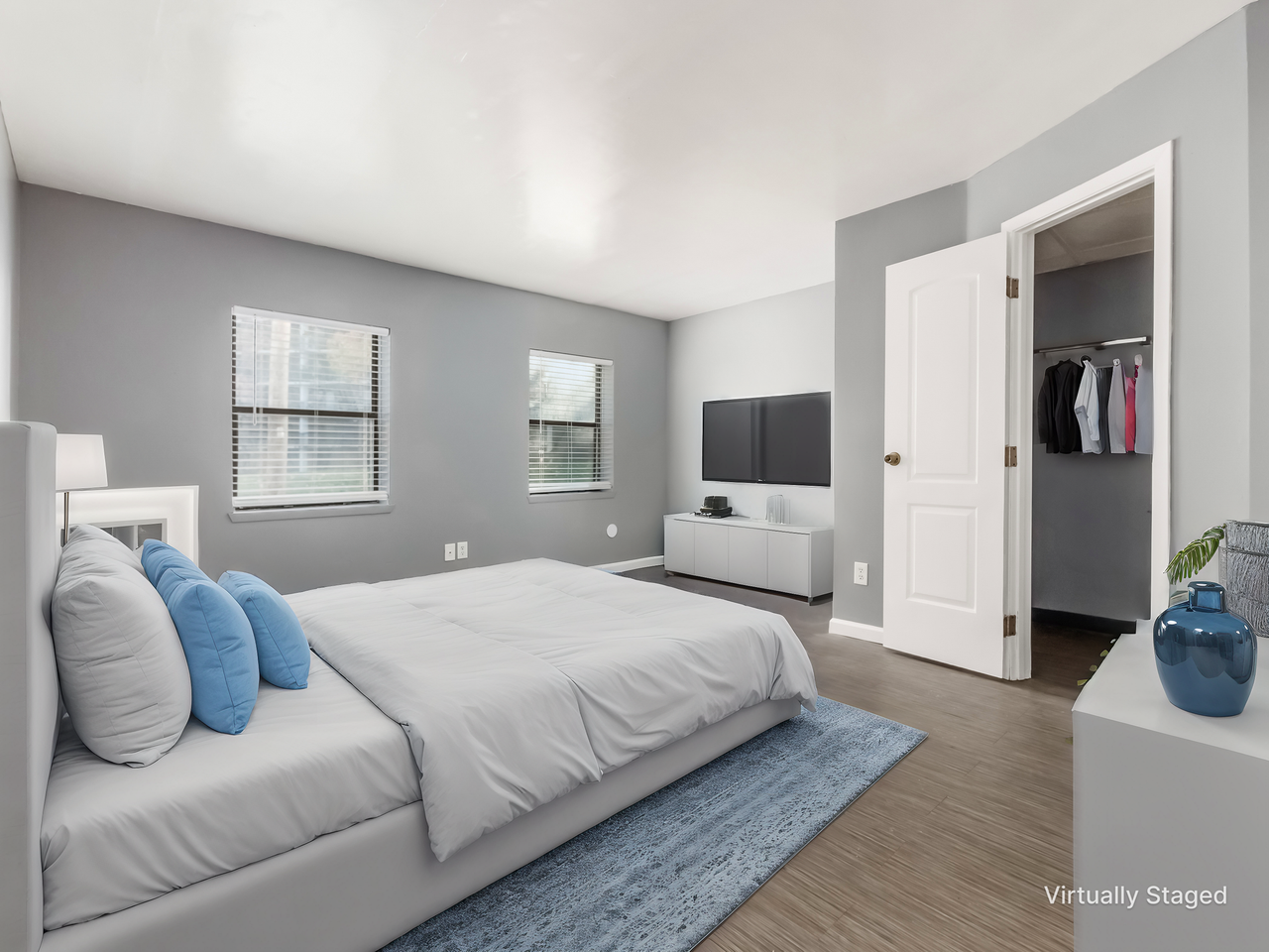 KP EASTLAND, LLC - Photo 2 of 6