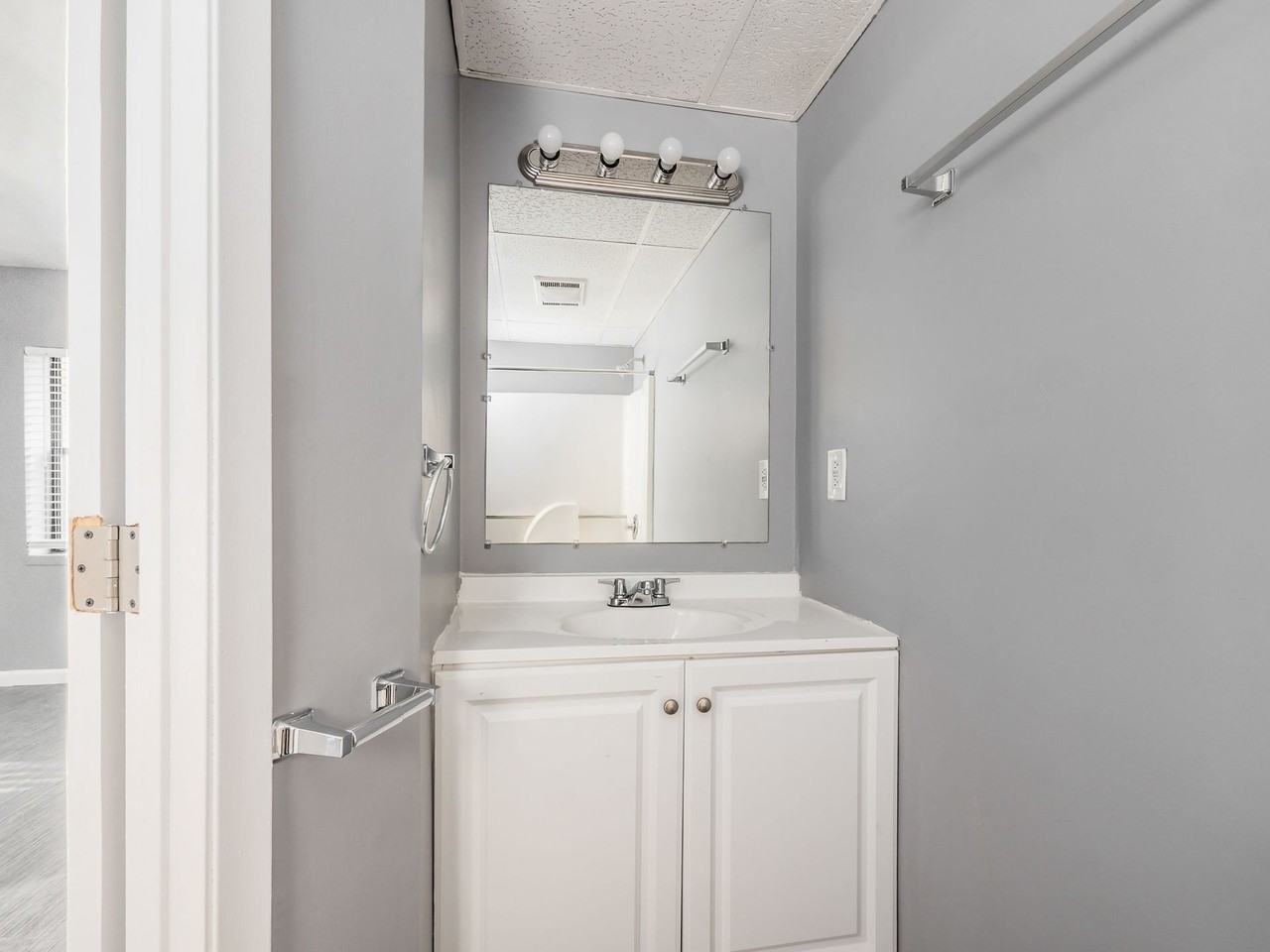 KP EASTLAND, LLC - Photo 6 of 6