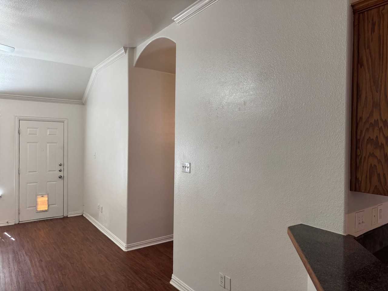 8732 Corral Cir - Photo 3 of 32