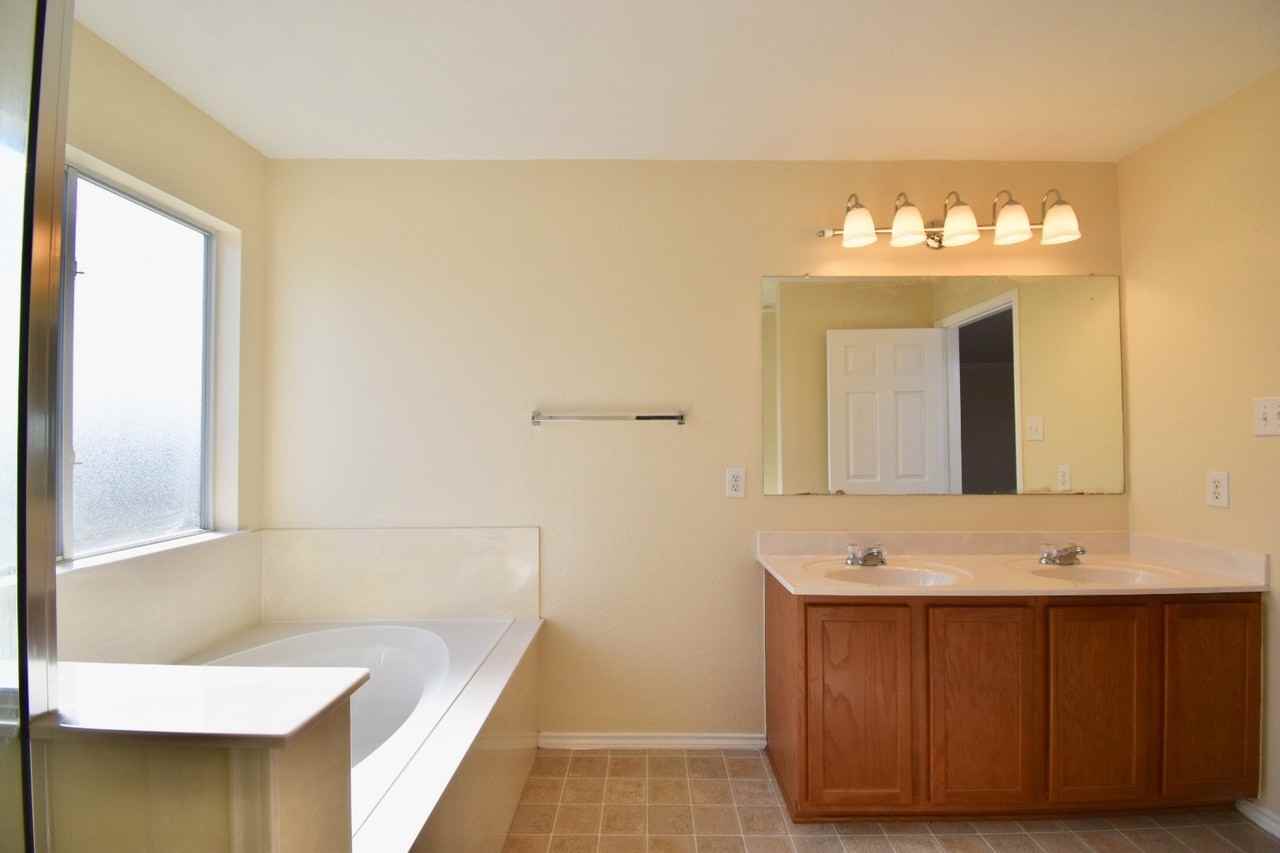 120 Tower Blf - Photo 4 of 23