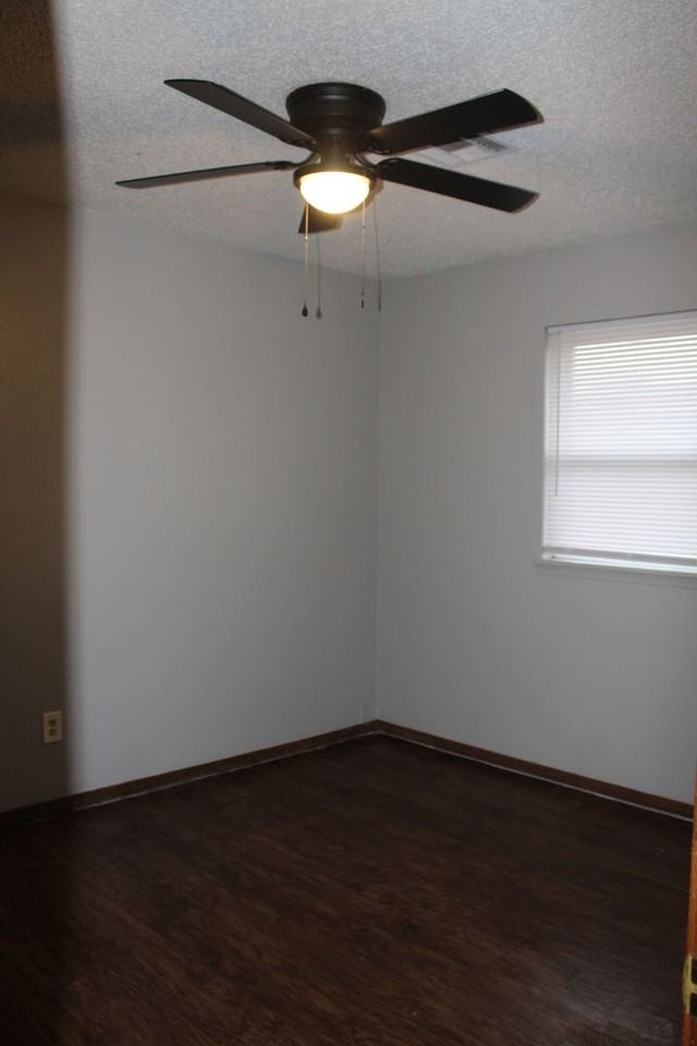 4033 S Locust Dr - Photo 6 of 14