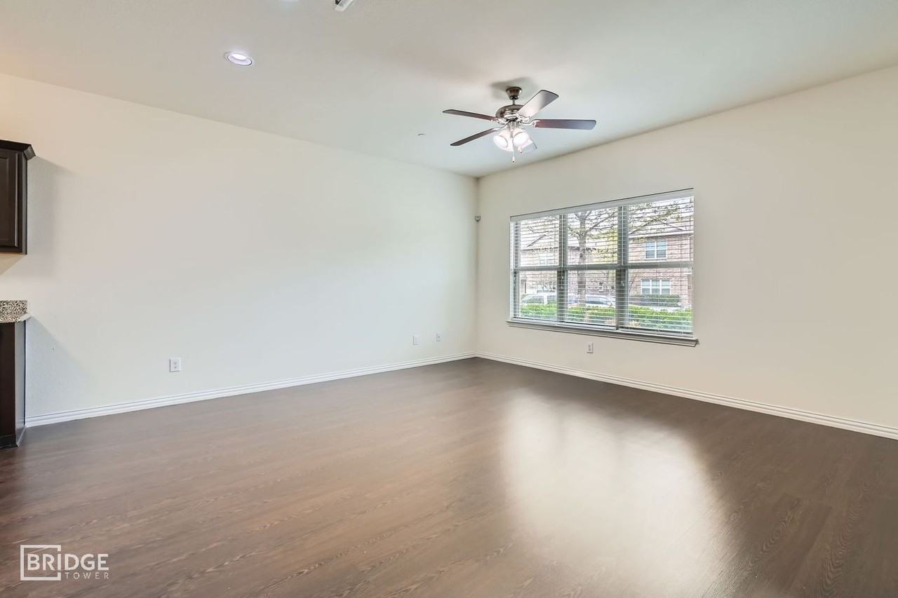 1349 Lake Crest Ln - Photo 6 of 25