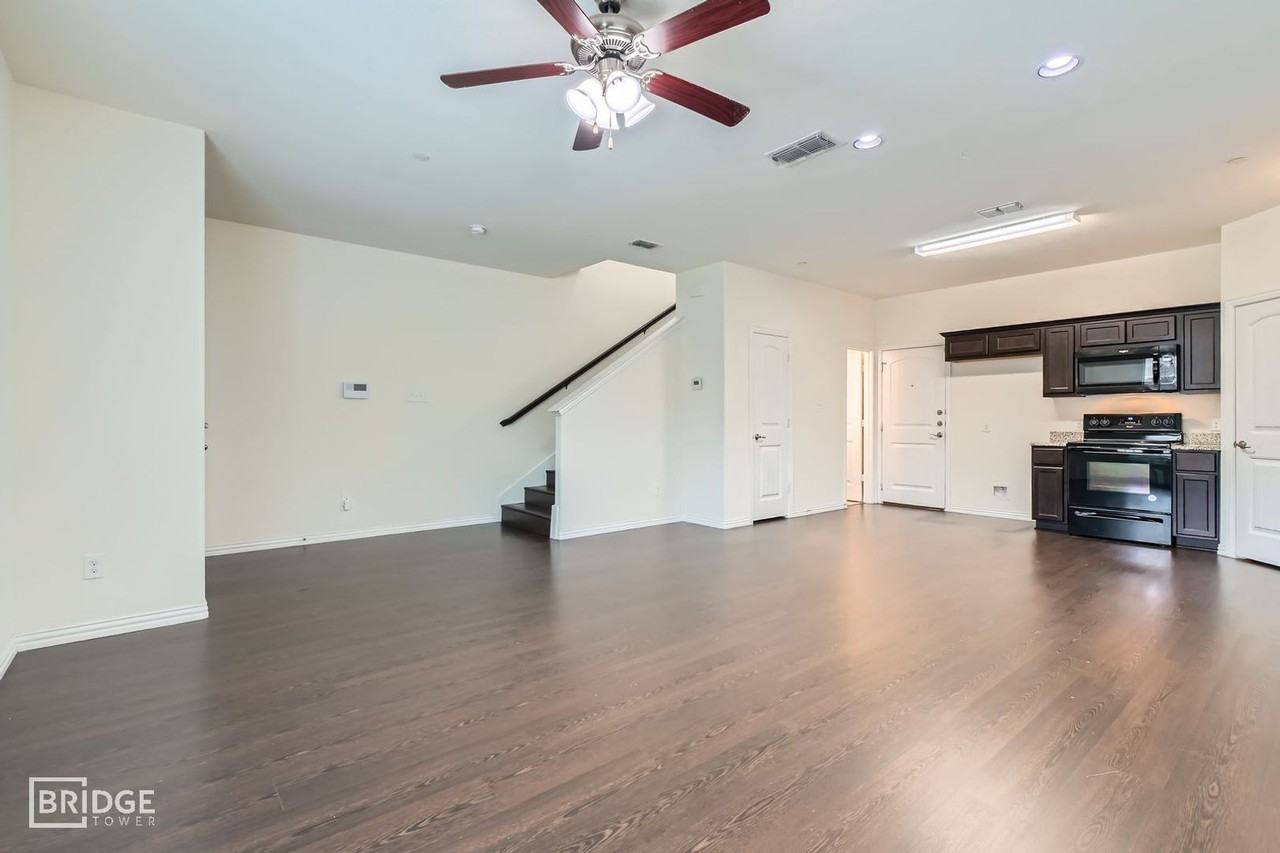 1349 Lake Crest Ln - Photo 7 of 25