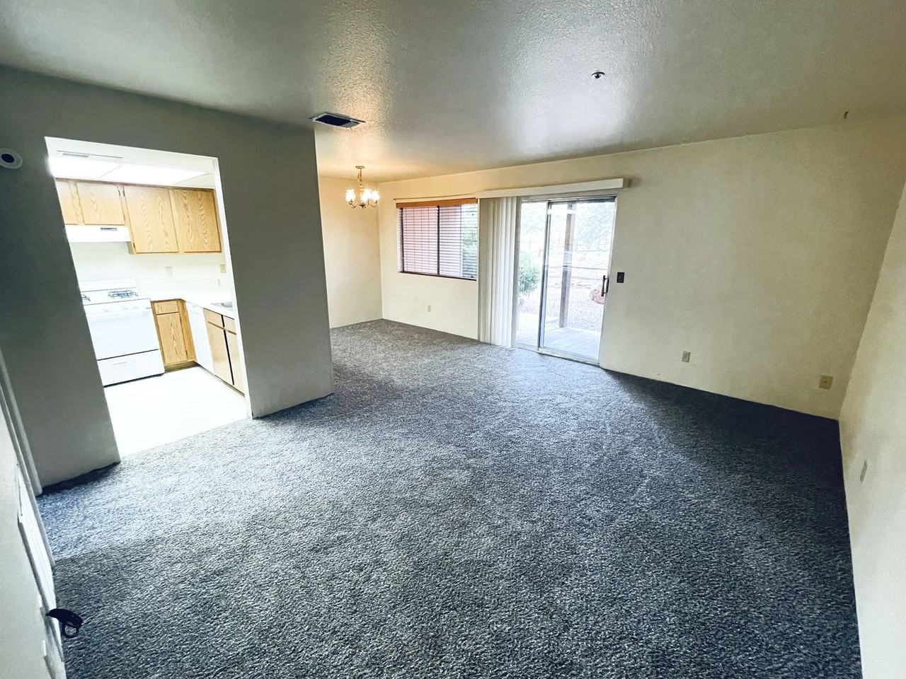 250 Sunset Dr #18 - Photo 3 of 15