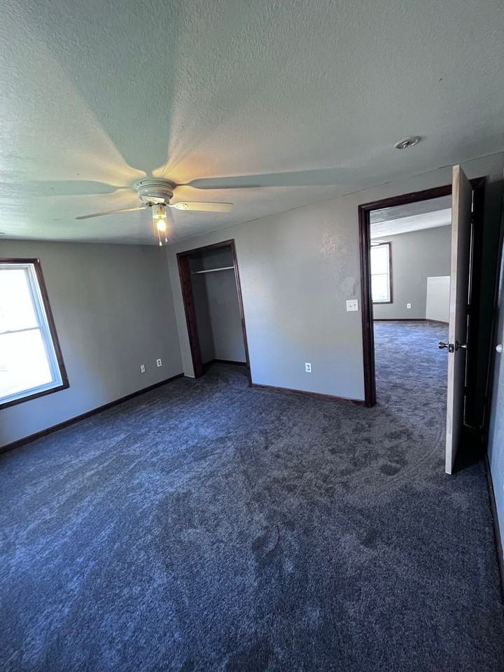 603 Jabez St - Photo 3 of 11