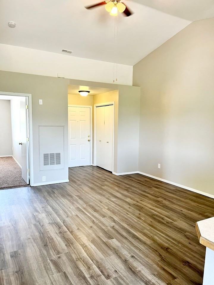 Amazing 2 bed 1 bath Apartment Homes in Star, Idaho! - Photo 3 of 9