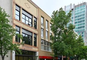 featured image of 39 Patton Ave