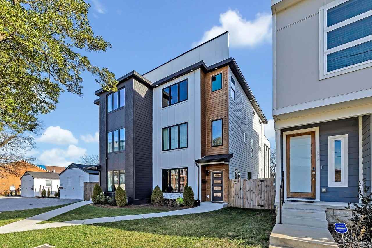 611 21st Ave N - Photo 2 of 50