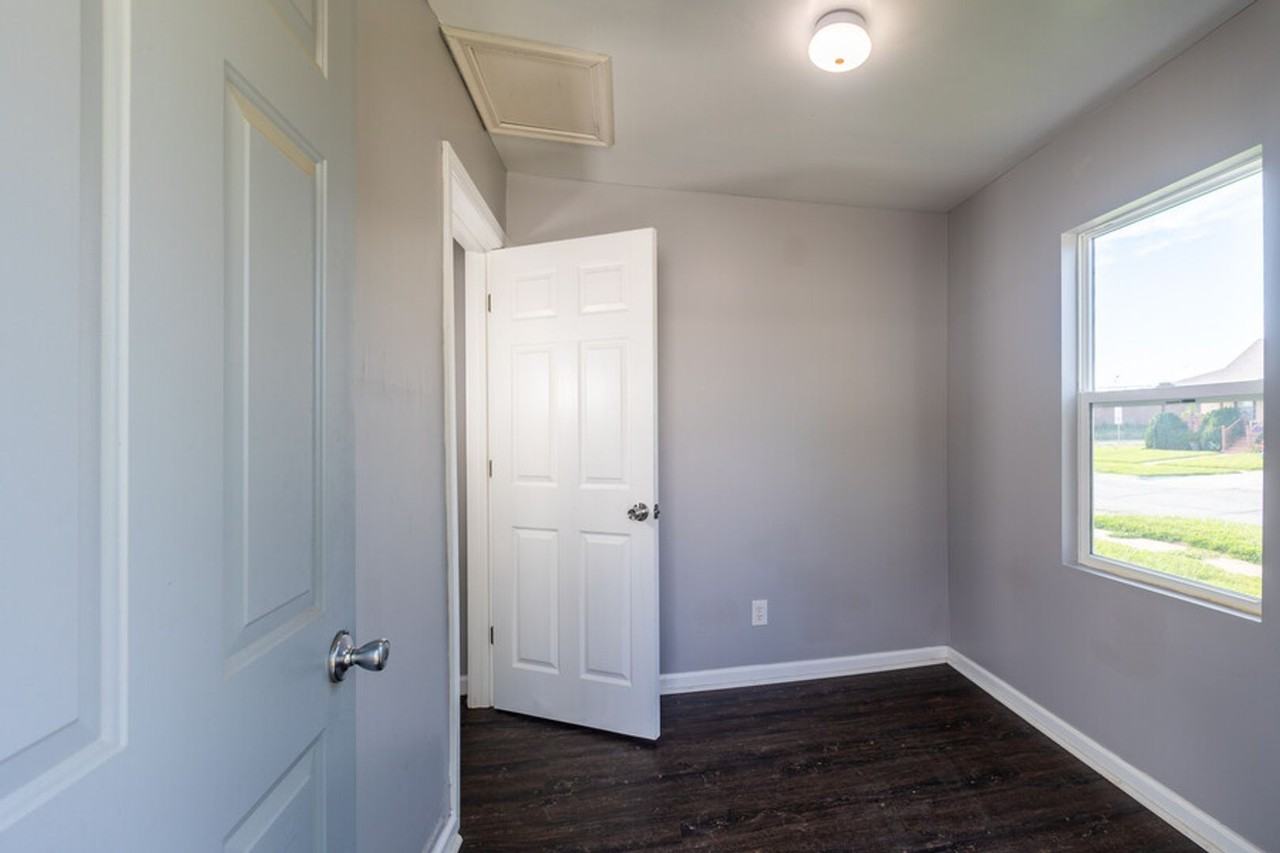 3623 5th Ave - Photo 4 of 12