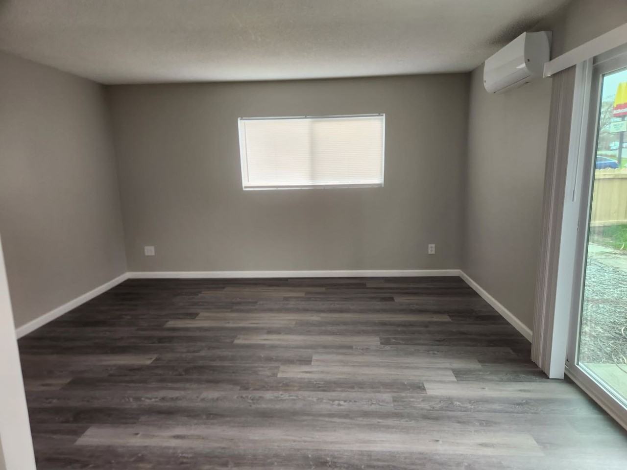 919 E Pine St #A - Photo 3 of 9