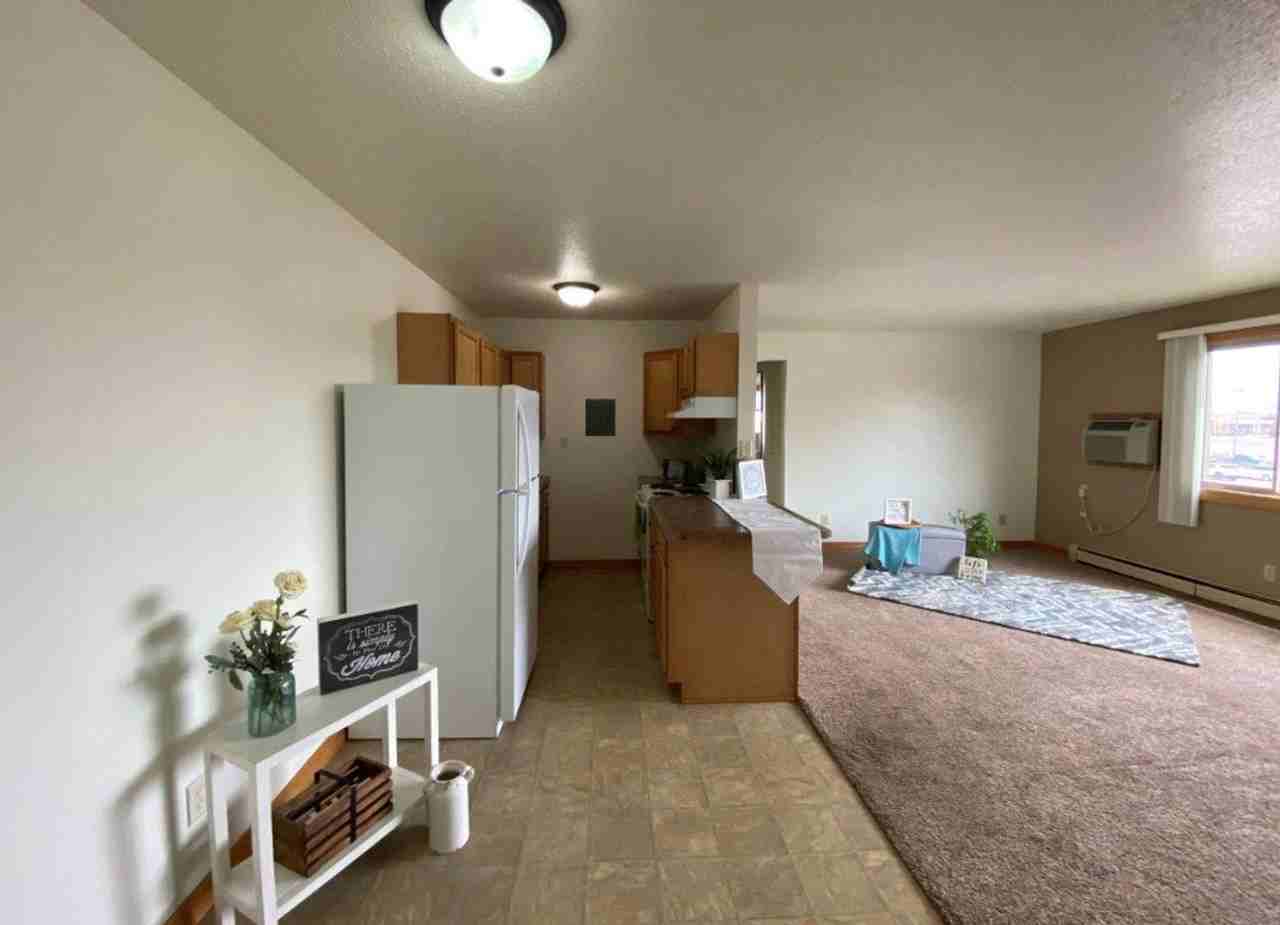 1, 2, 3 Bedroom Apartments - Photo 7 of 22