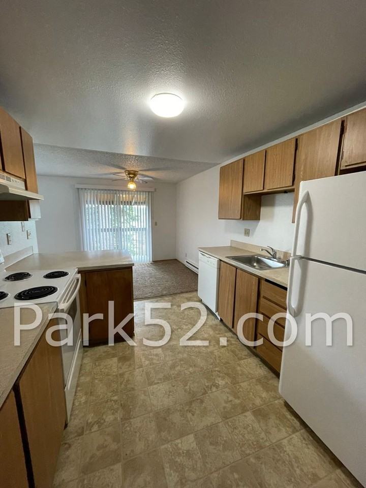 5001 S Orchard St #C - Photo 5 of 18