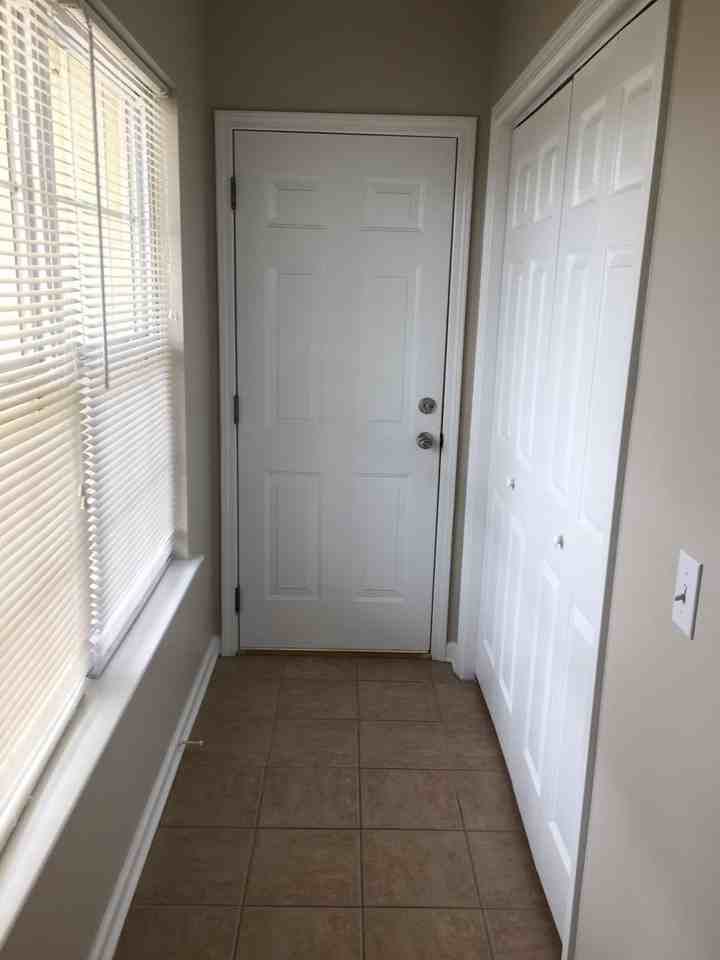 17 Courtyard Way - Photo 5 of 17