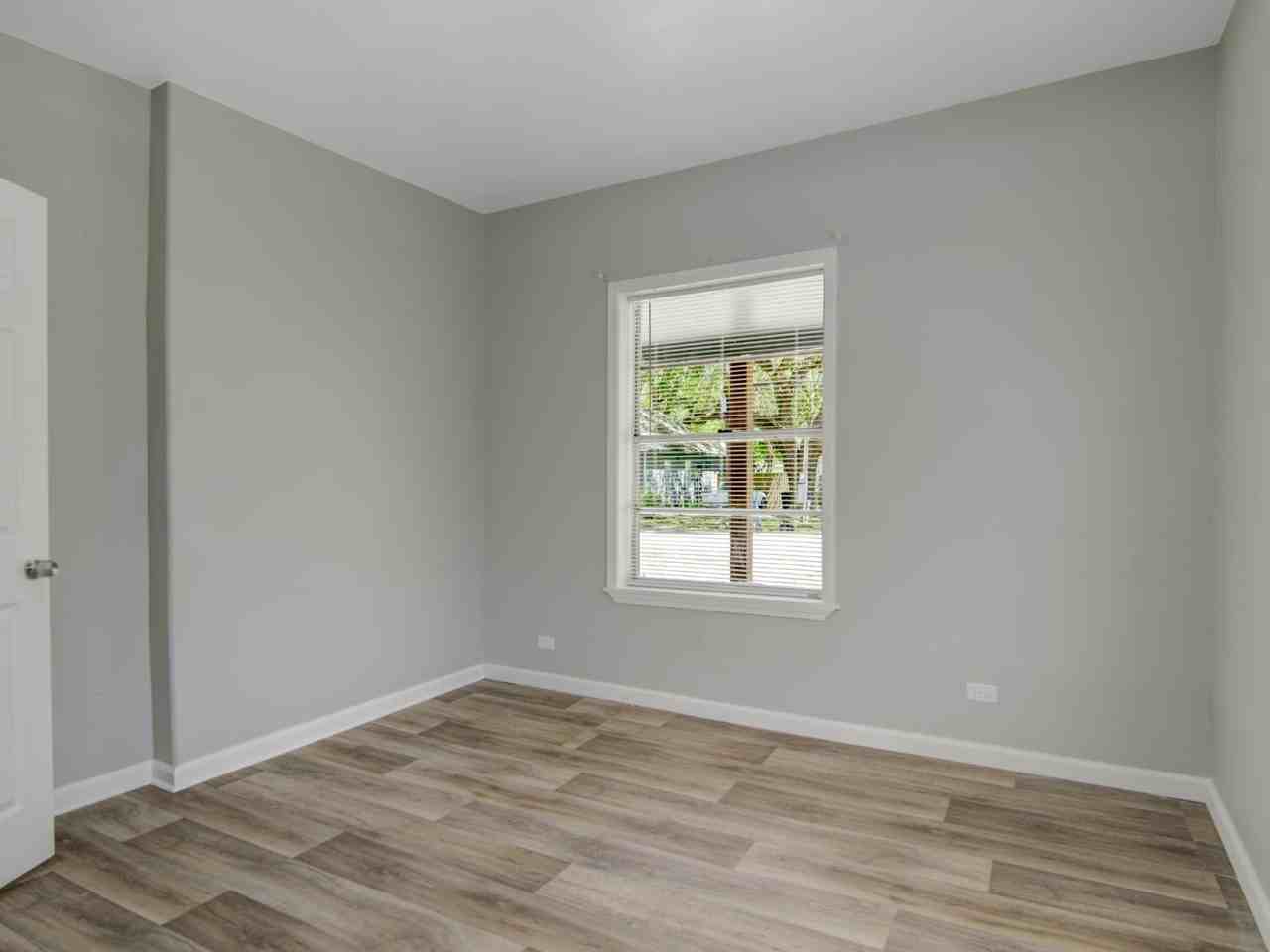 313 North Beauregard Street - Photo 3 of 10