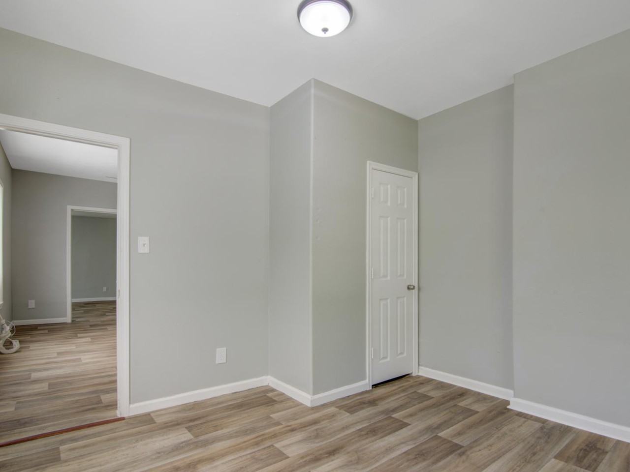 313 North Beauregard Street - Photo 4 of 10