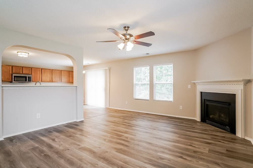 1024 Mailwood Dr - Photo 5 of 17