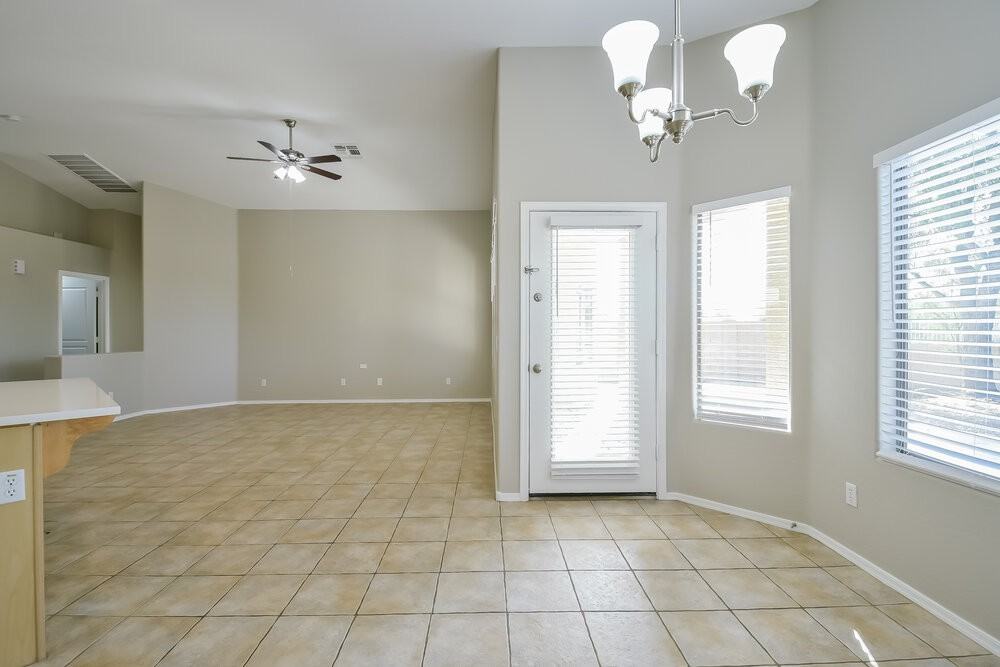 24616 N 65th Ave - Photo 7 of 16