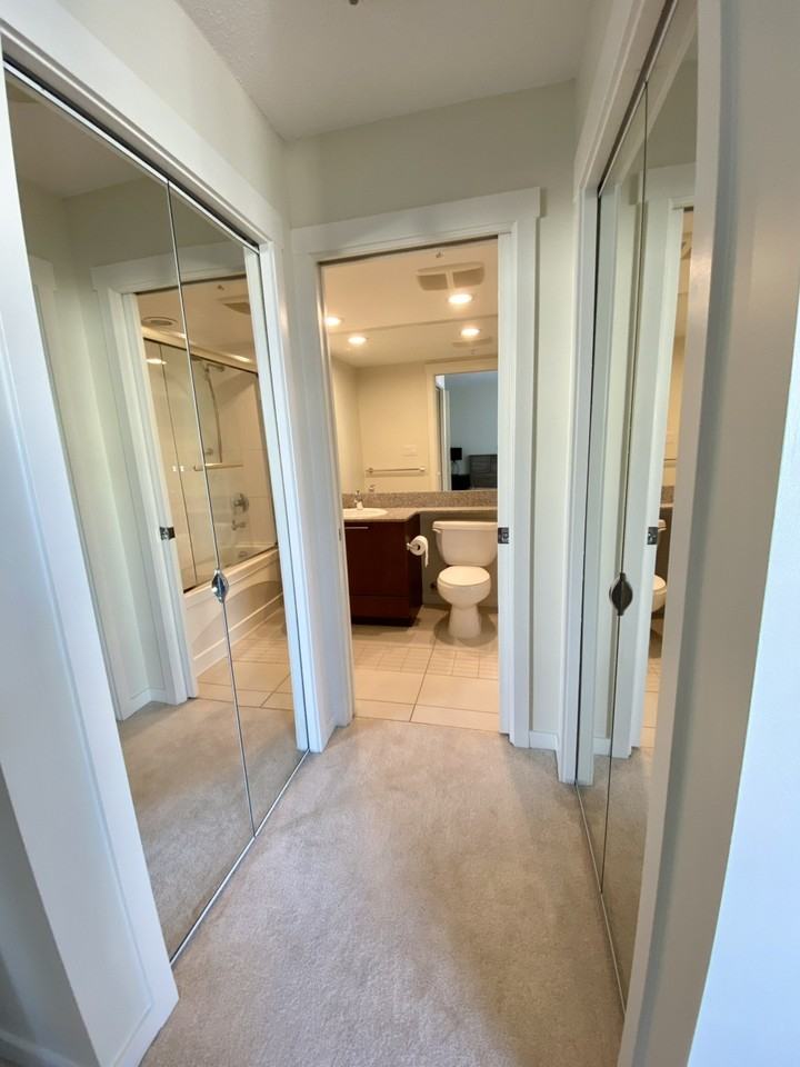 5811 No.3 Rd - Photo 4 of 10