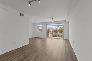 950 S Fairfax Ave - Photo 1 of 1