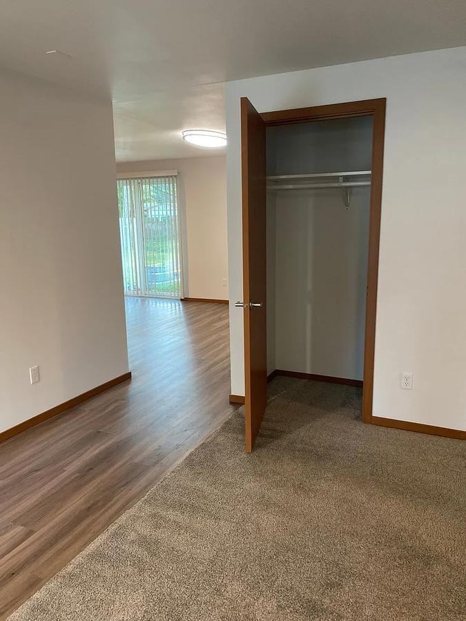 16001 11th Avenue Ct E - Photo 7 of 14