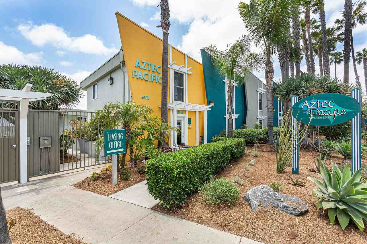 Aztec Pacific Apartments - Photo 6 of 12