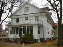 featured image of 528 N Gilbert St