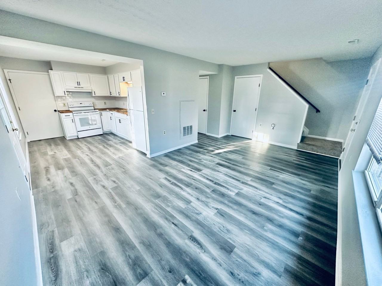 1855 Mechanicsburg Rd. - Photo 2 of 20